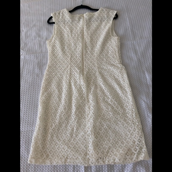 Embellished white lace dress - Picture 4 of 4